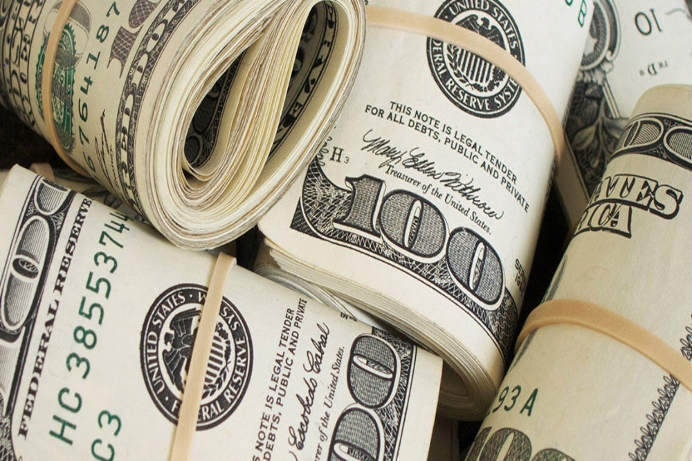 Elevate Your Hair Game: Budget-Friendly Luxury with Uplift Provisions Company